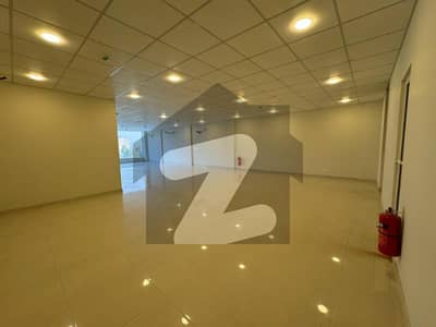 10 Marla Commercial Floor Available for rent on prime location of Phase 3 DHA Lahore