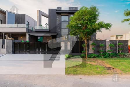 1 KANAL MOST ELEGANT BRAND NEW MODERN DESIGN BUNGALOW FOR SALE IN DHA PHASE 7