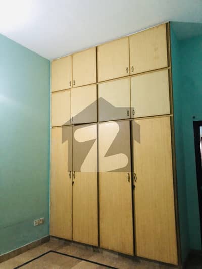 120 sq yard ground floor portion available on rent all utilities are available near park masjid school