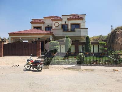 House Of 1 Kanal Is Available For rent