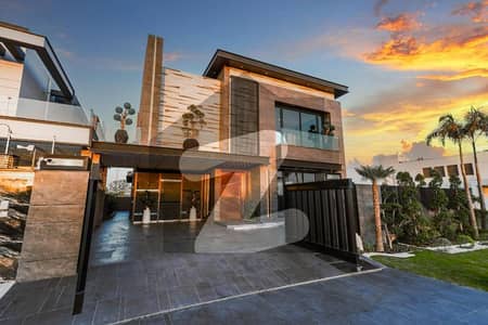ONE KANAL MOHSIN ALI DESIGN LUXURY BUNGALOW WIT HOME THEATRE FOR SALE AT TOP LOCATION OF DHA PHASE 6