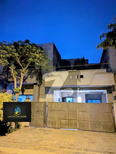 Askari 11, Sector A, 11.5 Marla, 05 Bed, Luxury House For Rent.