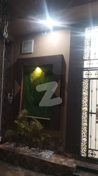 کیولری ایکسٹینشن لاہور میں 3 کمروں کا 3 مرلہ مکان 1.95 کروڑ میں برائے فروخت۔