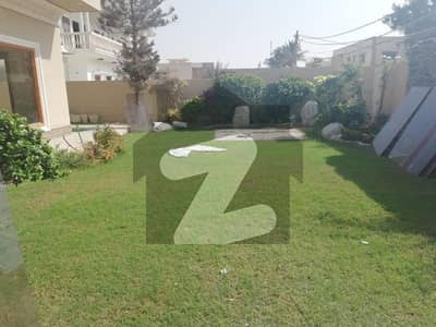 1000 yards bungalow well maintained west open DHA phase 6