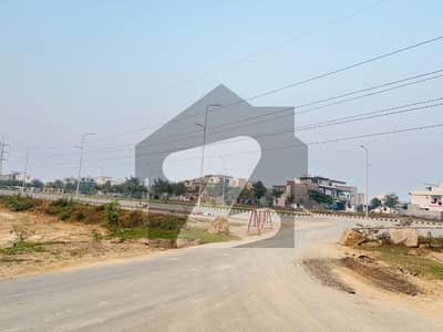 10 Marla Residential Plot For Sale In M-3 Extension 1 Lake City Lahore.