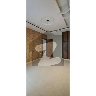 3 BADD PORTION FOR SALE OUTCLASS LOCATION separate parking