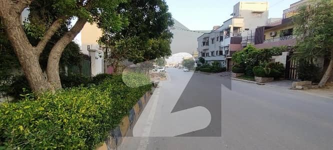 360 Gaz Plot In Johar Block 1