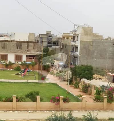 240 Square Yards Good Location Plot