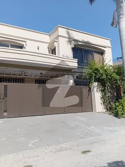 I-8/4.60x90 Upper Portion Separate Gate Tiles Flooring Near Kachnar Park Ideal Location More Options Available