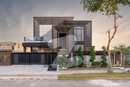 1 Kanal Top Quality Build Luxurious Beautiful Modern Design Villa With Basement For Sale In DHA Lahore Phase 7 Prime Location