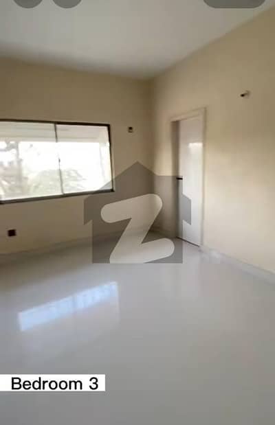 Fully Renovated Corner Flat With Modern Style Kitchen