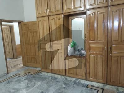 F 11 ground 4 bed 4 bath drawing dinning tv lounge kitchen sep meter gas electric available servnt room available