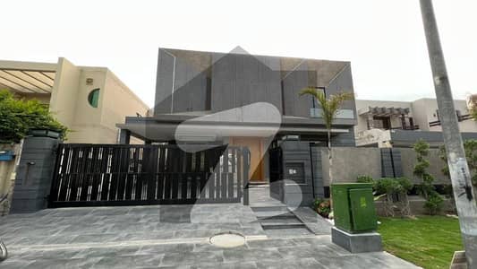 ONE KANAL BEAUTIFULL BRAND NEW HOUSE AVALIABLE FOR RENT IN DHA DEFANCE