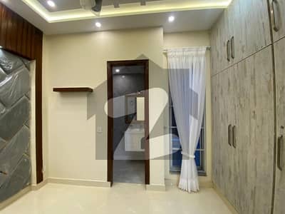 5 Marla upper portion available for rent Prime location of Bahria town Lahore