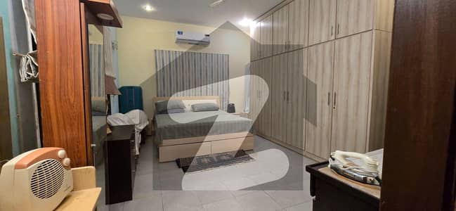 300 YARDS BUNGALOW FOR SALE IN PHASE 6 DHA