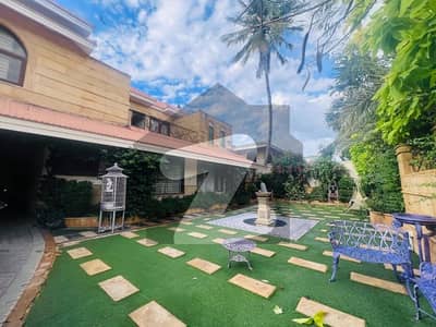 Chance Deal 1000 Yards House For Sale DHA Defence Phase 5 Karachi