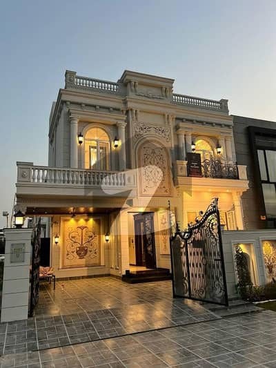 10 MARLA ULTRA SPANISH DESIGN HOUSE FOR SALE IN DHA PHASE 7 HOT LOCATION NEAR TO PARK