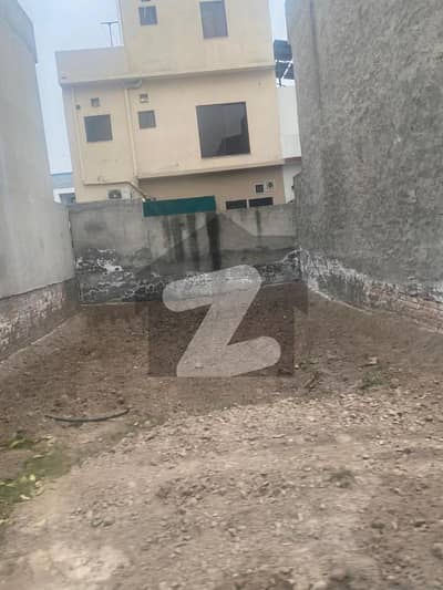 Prime Location 5 Marla Spacious Residential Plot Available In Park View City For sale