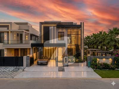 10 Marla Like New House Available For Rent In DHA Lahore