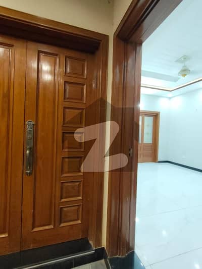 10 Marla Full House For Rent With All Basic Necessities