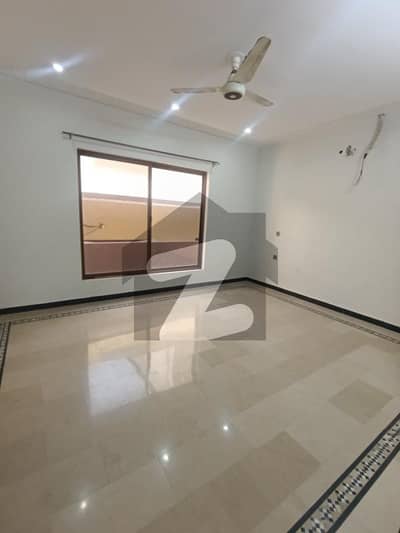 کارساز ولاز ڈی ۔ 12,اسلام آباد میں 3 کمروں کا 1 کنال بالائی پورشن 1.0 لاکھ میں کرایہ پر دستیاب ہے۔