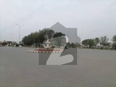 لیک سٹی ۔ سیکٹر ایم ۔ 5 لیک سٹی,رائیونڈ روڈ,لاہور میں 10 مرلہ رہائشی پلاٹ 2.15 کروڑ میں برائے فروخت۔