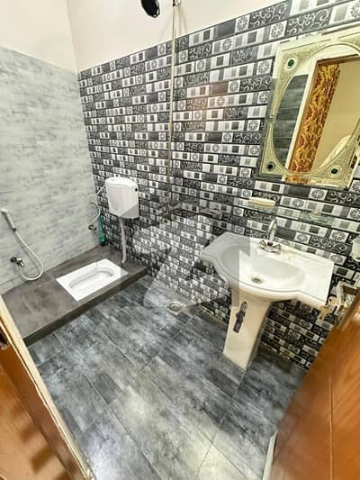 3 Marla Dubble Unit House For Sale ( Near Hafiz Sweets )