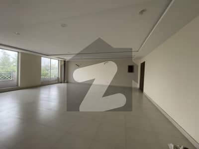 5 Marla Commercial Hall First Floor Bahria Town Lahore For Rent