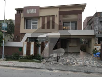 1 Kanal Brand New Luxury Upper Portion Available For Rent In Bahria Town Lahore.