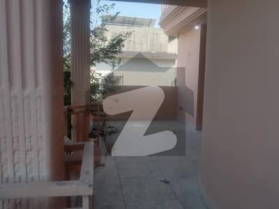 10 Marla House Available For Rent In Mustafa Town