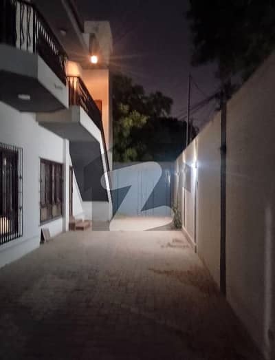 گلشنِ اقبال - بلاک 7 گلشنِ اقبال,گلشنِ اقبال ٹاؤن,کراچی میں 10 کمروں کا 1 کنال مکان 12.75 کروڑ میں برائے فروخت۔