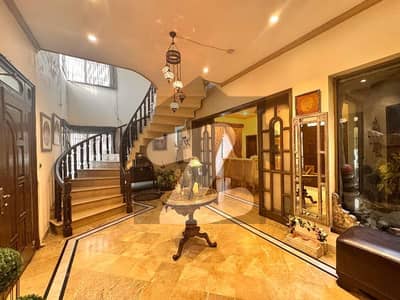 Defence 10 marla bungalow ideal location reasonable price
