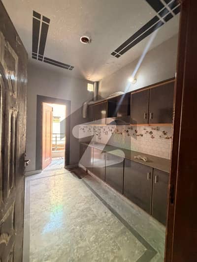 3 Bed 2 Washroom Kitchen On Main Multan Road