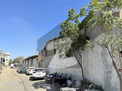 سندھ انڈسٹریل ٹریڈنگ اسٹی - ایس آئی ٹی ای کراچی میں 7 کنال Studio فیکٹری 35.0 کروڑ میں برائے فروخت۔