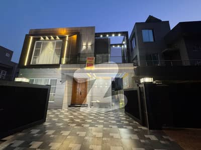 10 Marla House For Sale Bahria Town Lahore