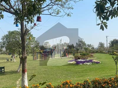 1 KANAL CORNER PLOT FOR SALE ON 150 FEET ROAD IN D3 BLOCK