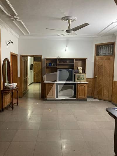 Beautiful First Floor Available For Rent Prime Location