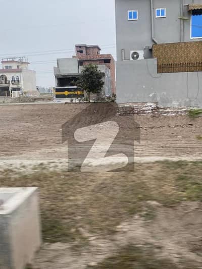 پارک ویو سٹی لاہور میں 5 مرلہ رہائشی پلاٹ 53.0 لاکھ میں برائے فروخت۔