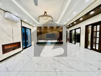 1 Kanal Brand New Luxury House For Rent In F-11 Islamabad | 6 Bed | Servant Quarter | 7 Lac Demand