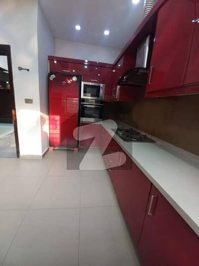 10 Marla Upper Portion For Rent In Bahria Town Lahore