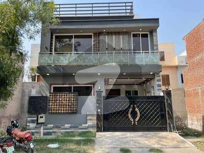 رائل آرچرڈ ملتان پبلک سکول روڈ,ملتان میں 3 کمروں کا 5 مرلہ مکان 1.55 کروڑ میں برائے فروخت۔