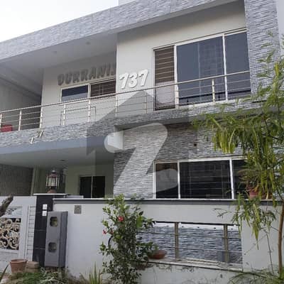 10 Marla Ground Portion With Gas Available For Rent Near Park Musjid Or Commercial