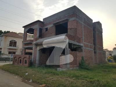 بحریہ ٹاؤن فیز 8 ۔ عثمان بلاک بحریہ ٹاؤن فیز 8 ۔ سفاری ویلی,بحریہ ٹاؤن فیز 8,بحریہ ٹاؤن راولپنڈی,راولپنڈی میں 5 کمروں کا 1 مرلہ مکان 2.2 کروڑ میں برائے فروخت۔