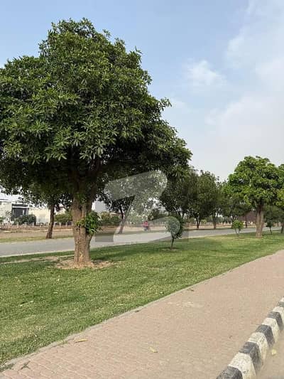 10 MARLA PLOT AT PRIME LOCATION IN AWT PHASE 2