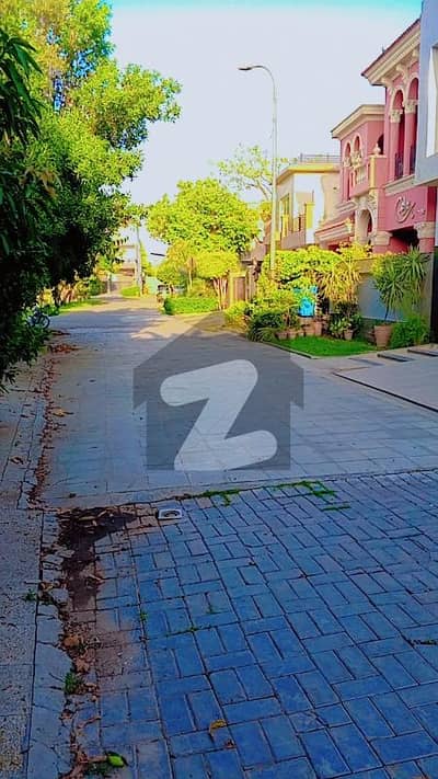 12.5 mrla prime location plot divine garden