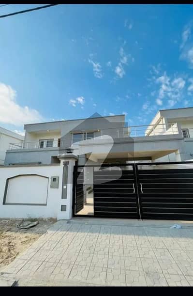 500 Square Yards House Situated In Falcon Complex New Malir For Sale