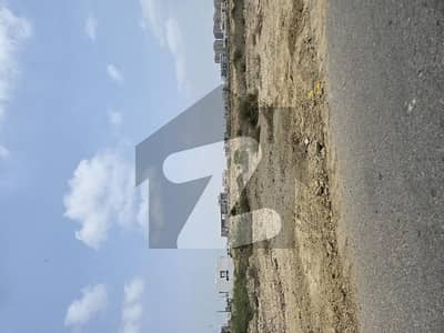 1000 Yards plot for sale