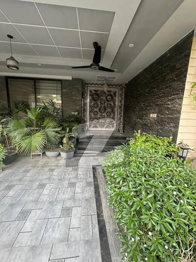A Stunning 10 Marla Luxury House Available For Sale in Eden Valley Canal Road Faisalabad A Stunning 10 Marla Luxury House Available For Sale in Eden Valley Canal Road Faisalabad