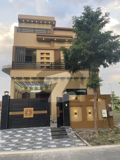 5 Marla House For Sale Near Park