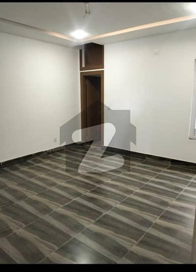 جناح گارڈنز فیز 1 جناح گارڈنز,ایف ای سی ایچ ایس,اسلام آباد میں 4 کمروں کا 7 مرلہ مکان 2.8 کروڑ میں برائے فروخت۔